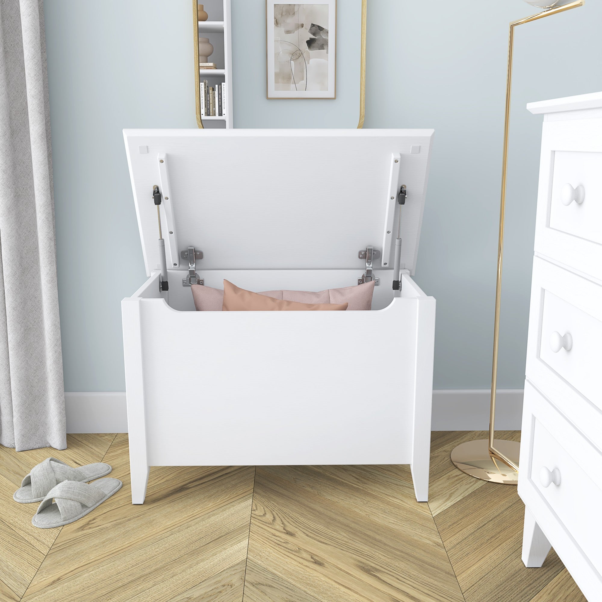 Wooden chest Scandi white